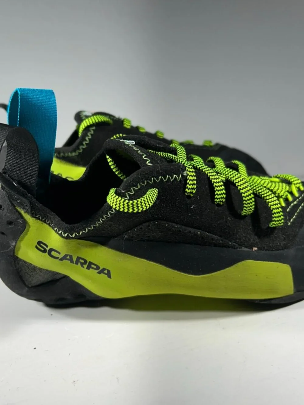 Scarpa Mago Womens Rock Climbing Shoes Size 6.5 EU 37.5 Black Green Lace - ITALY